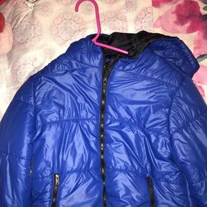 new blue women’s puffer jacket